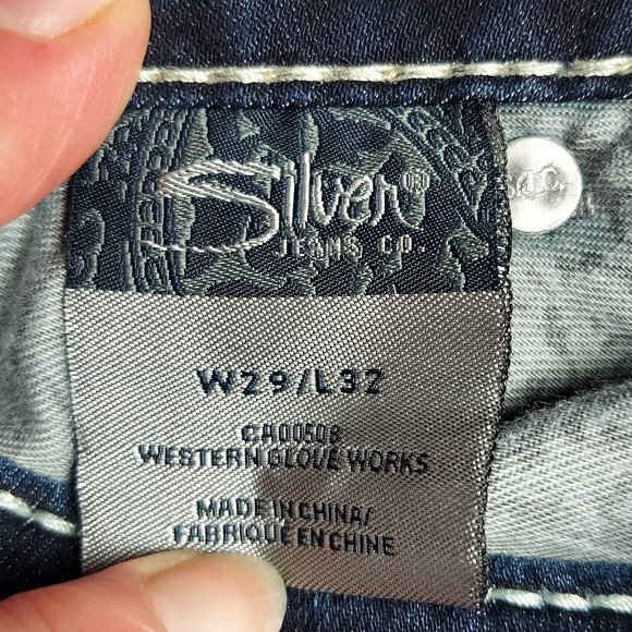 SILVER JEANS BERKLEY STRAIGHT LEG DARK WASH JEANS (29W/32L) - Picture 14 of 14